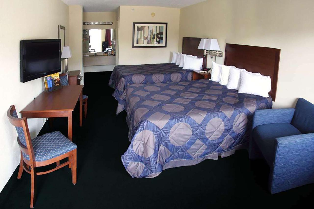 The BW Hotel برانسون المظهر الخارجي الصورة